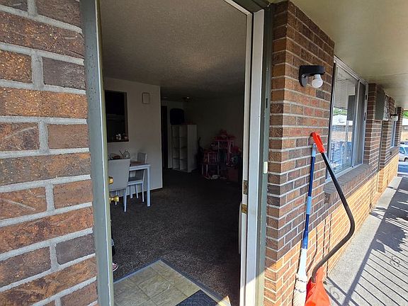 2nd image of 1430 Emery St APT 9