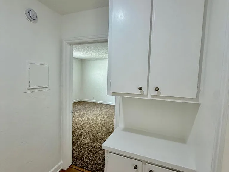 332 Culver Boulevard 363 Pershing — Photo 22