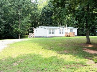 102 Frenchs Store Rd, Cumberland, VA 23040