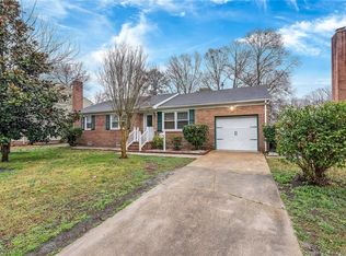 35 Madrid Dr, Hampton, VA 23669