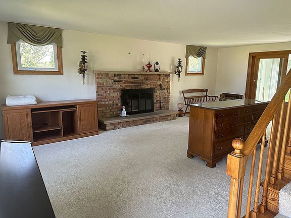 5th image of 2910 Walck Dr