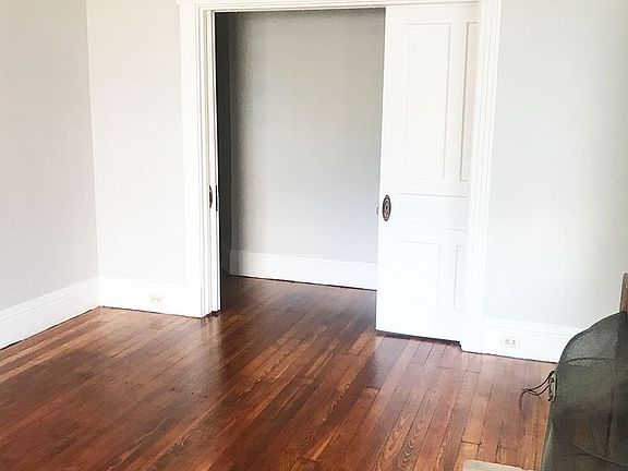 5th image of 3226 Bishop St #1