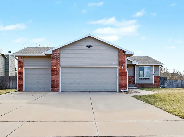 2213 E Spring Hill Dr, Goddard, KS 67052