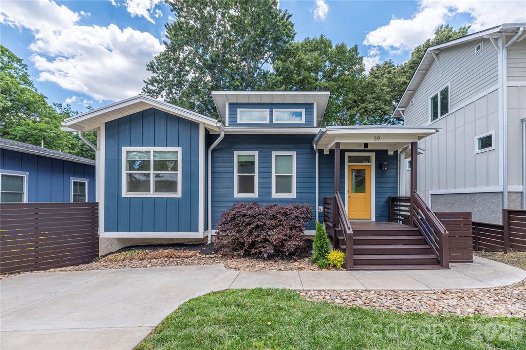 39 Hubbard Ave, Asheville, NC - View 2