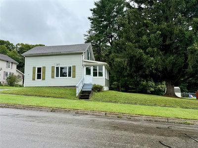 631 S Center St, Corry, PA, 16407