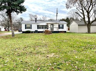 430 1/2 N Kenosha Ave, Oglesby, IL 61348