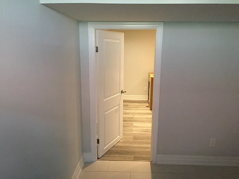 254 Altamira Rd #BASEMENT — Photo 7