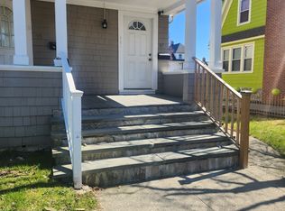 85-87 Manhattan Ave FLOOR 2, Bridgeport, CT 06606