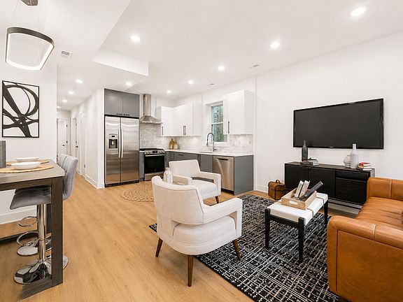 3rd image of 2049 N Kedzie Ave #Gf