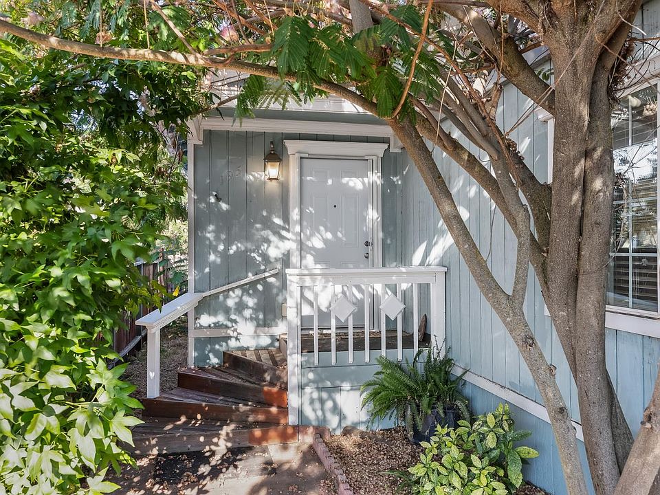 1st image of 9360 N Blackstone Ave Spc 195