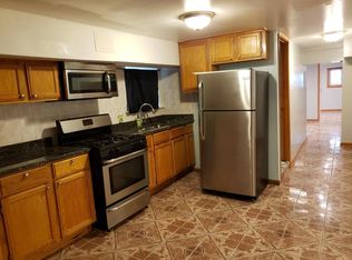 5927 N Rockwell St #BASEMENT, Chicago, IL 60659
