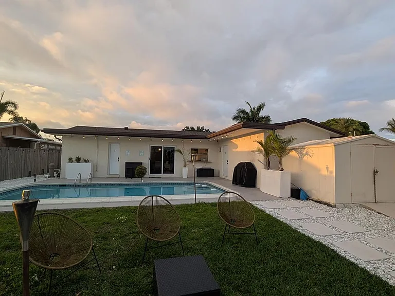 11640 NW 32nd Mnr #0 — Photo 23