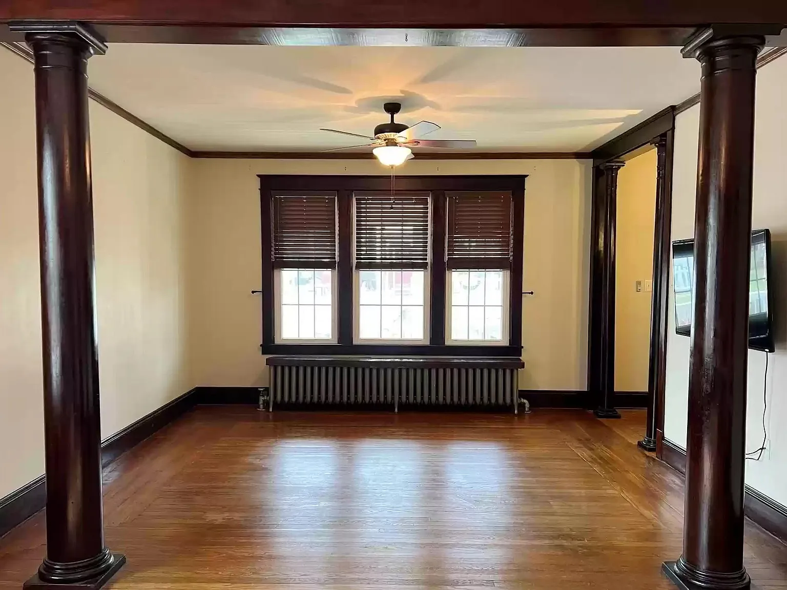 3 bed, 1500 sqft, $1,850 — Photo 3