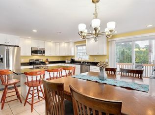 9 Merrill Ave, Amesbury, MA 01913