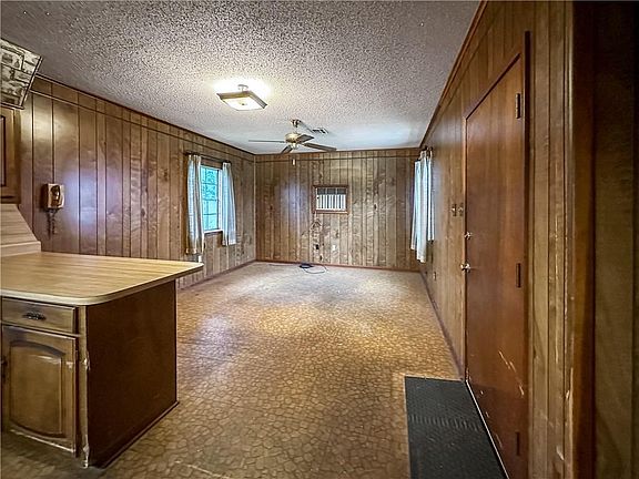 4th image of 604 Avenue G