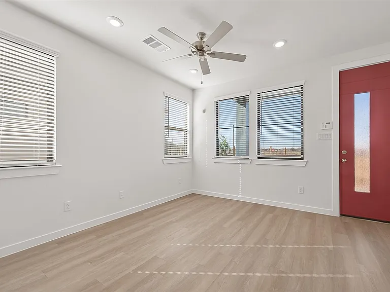 3223 Loam Ln — Photo 12