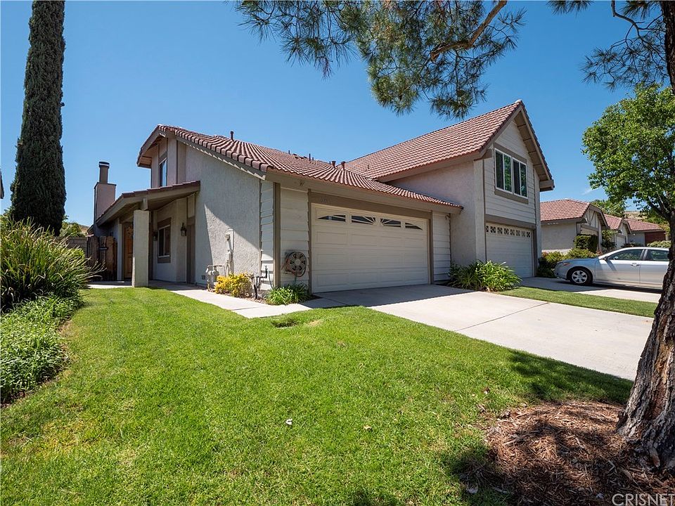 1st image of 28811 Loretta Ln