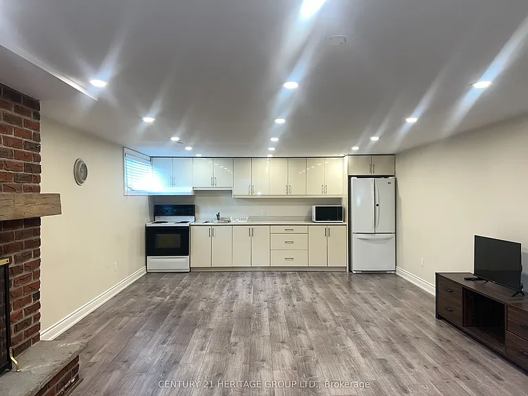 11 Elynhill Dr #BASEMENT — Photo 9
