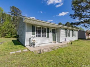 310 Horseshoe Rd, Jarratt, VA 23867