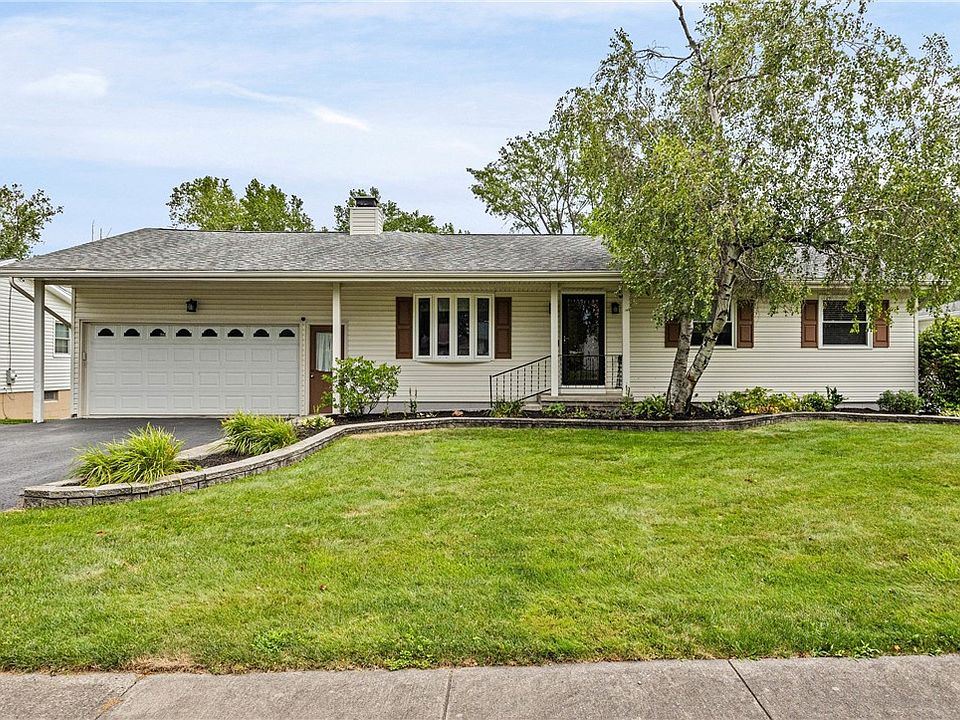 1st image of 24 Noel Dr