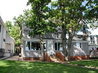 1505 Givens St, Okoboji, IA 51355