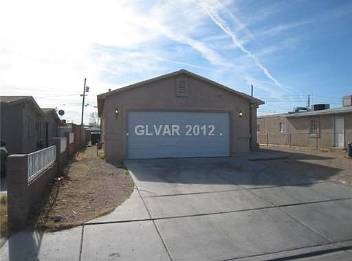 1st image of 1023 W Adams Ave