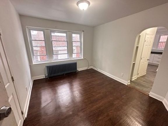 4th image of 4844 Walnut St APT A3