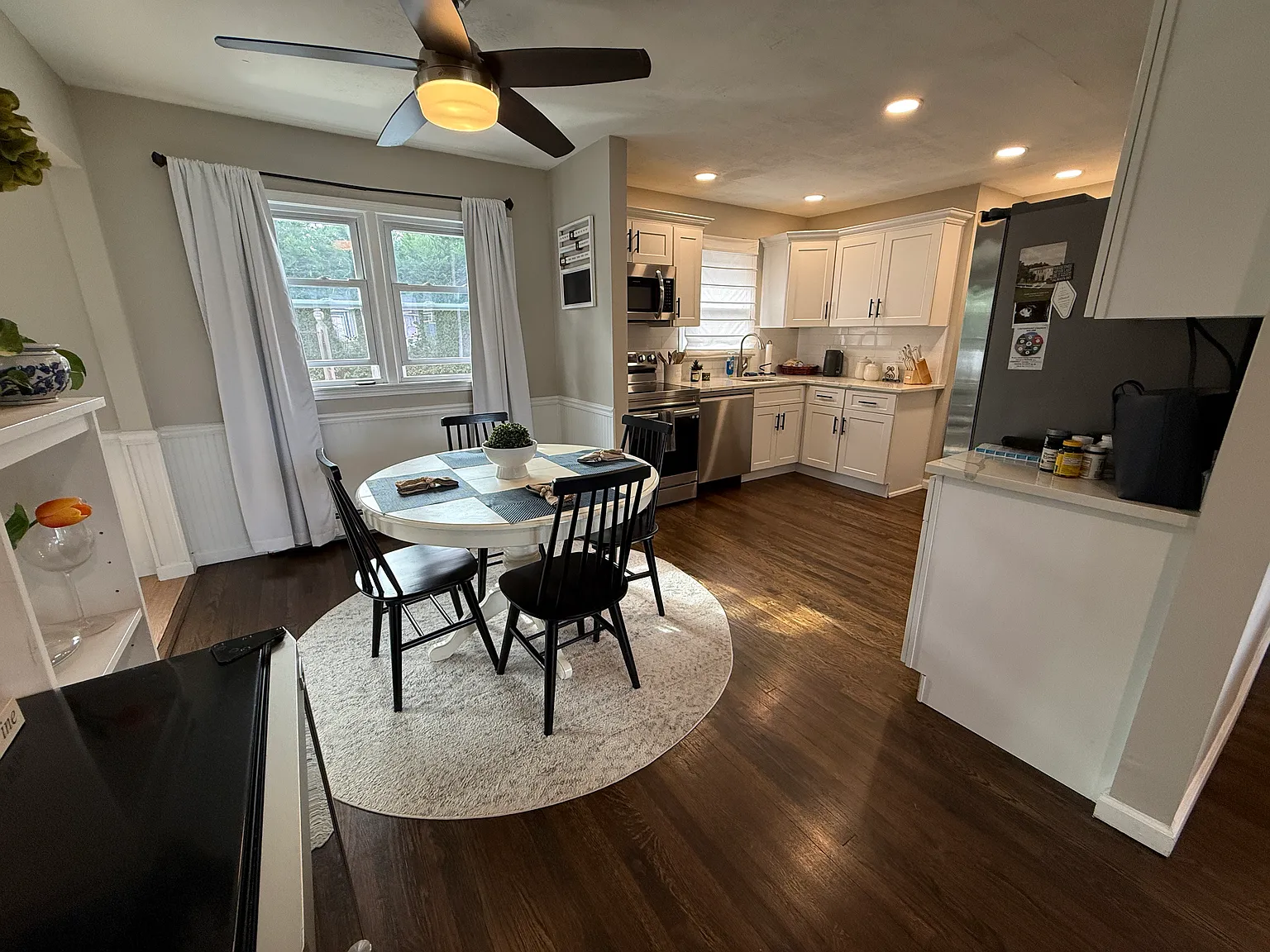 4 bed, $5,000 — Photo 2