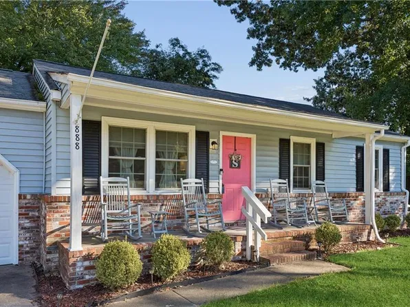 888 Harpersville Rd, Newport News, VA 23601