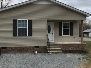 2403 E Lincoln St, Tullahoma, TN 37388
