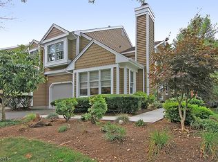 28 Stone Run Rd, Bedminster, NJ 07921