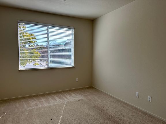 3rd image of 3518 Jasmine Cir #3B25B