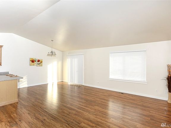 4th image of 5918 106th Pl NE