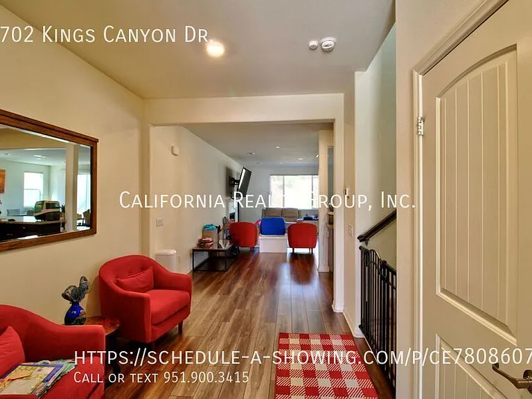 2702 Kings Canyon Dr — Photo 10