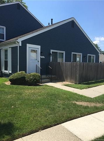 1st image of 23638 Stonehenge Blvd #1