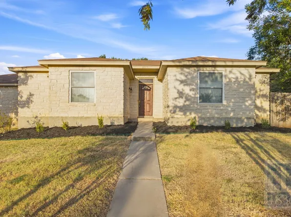2305 Stratford Dr, Round Rock, TX 78664