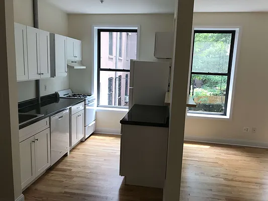 Rented by Owner | media 60