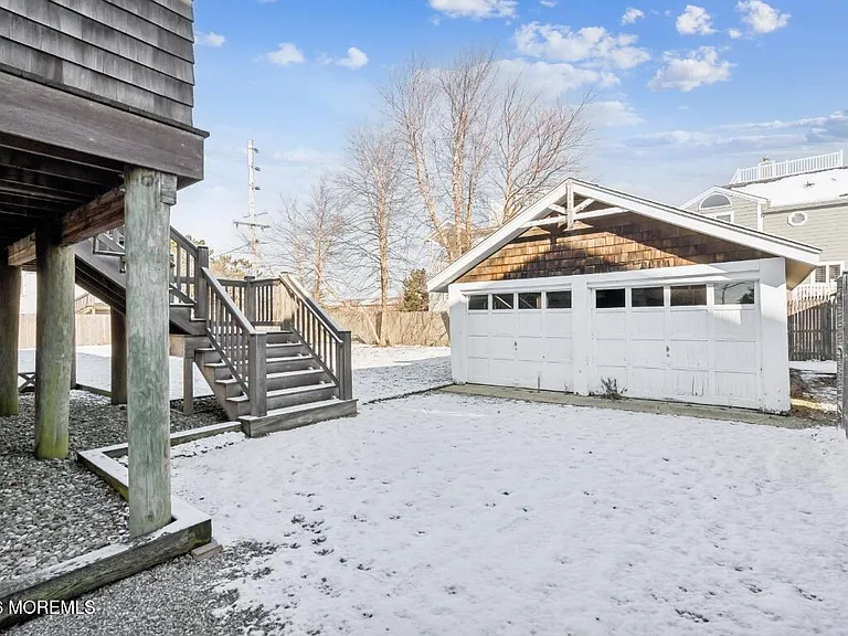 54 Osborne Ave — Photo 24