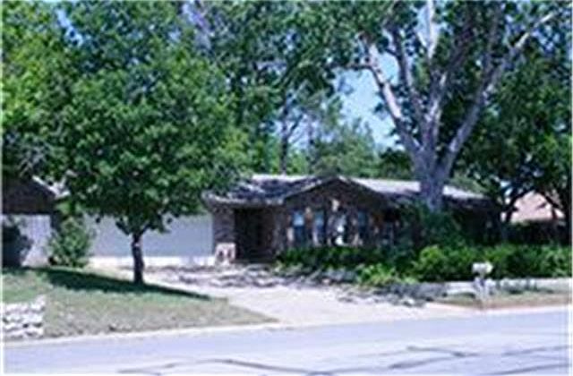 1st image of 953 N Dale Ave