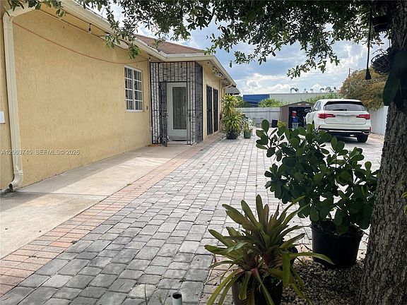 5th image of 20764 NW 31st Ave