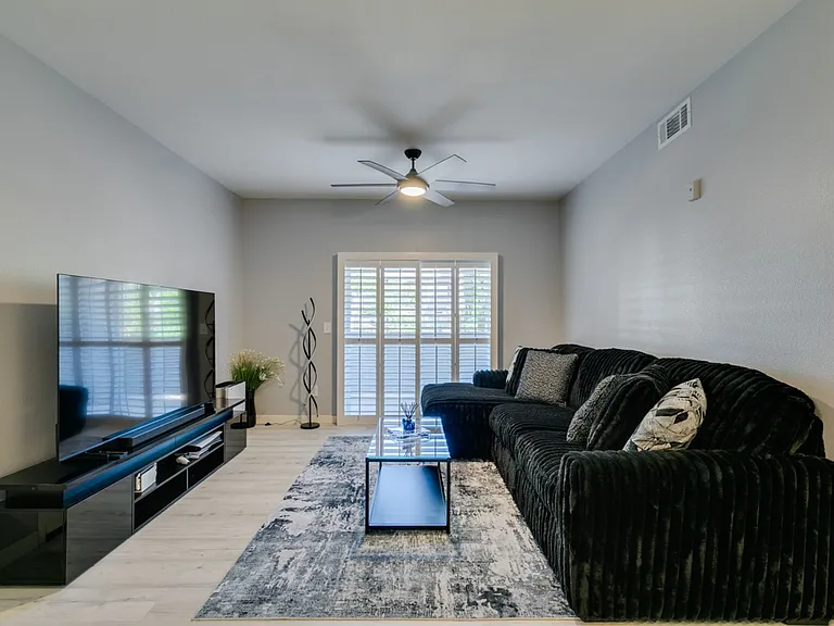 7255 W Sunset Rd #1103 — Photo 8
