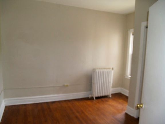 3rd image of 111 Memorial Dr APT 7