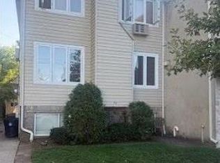 74 Jefferson Ave, Staten Island, NY 10306