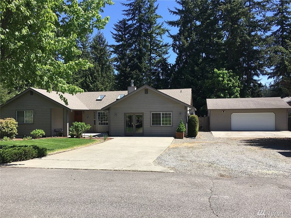1st image of 11303 207th Avenue Ct E
