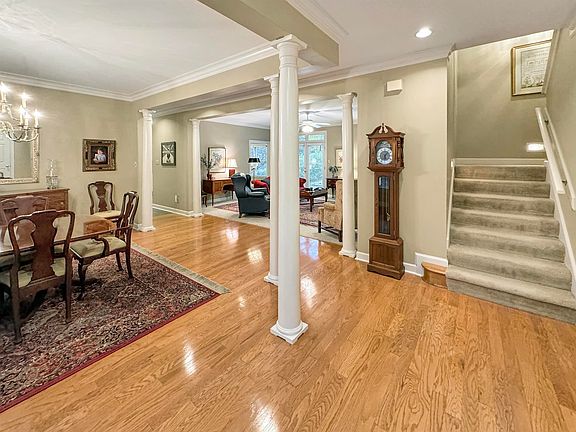 2nd image of 1819 Wood Oak Dr