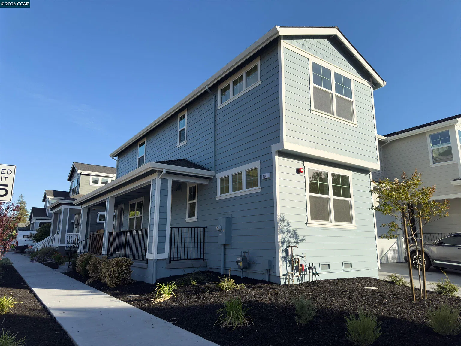 4 bed, 1750 sqft, $3,950 — Photo 1