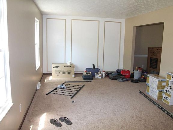 3rd image of 2125 & 2129 White Oak Dr