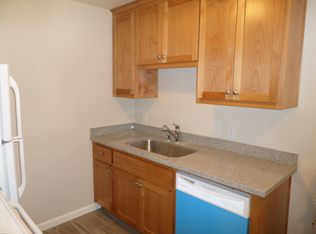 1247 B St APT 3, Hayward, CA 94541
