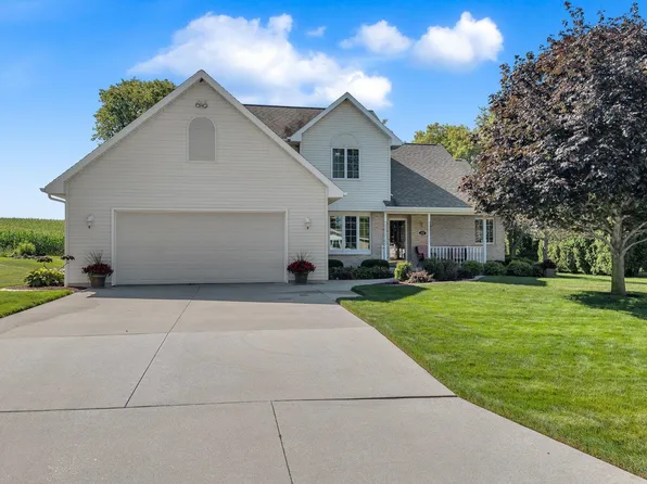 351 Truman St, Whitelaw, WI 54247