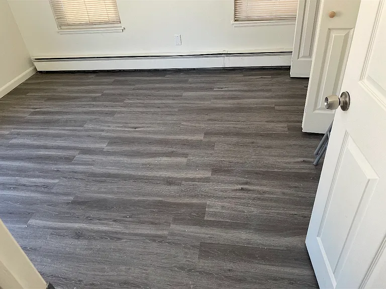 178 N Main St #4 — Photo 8